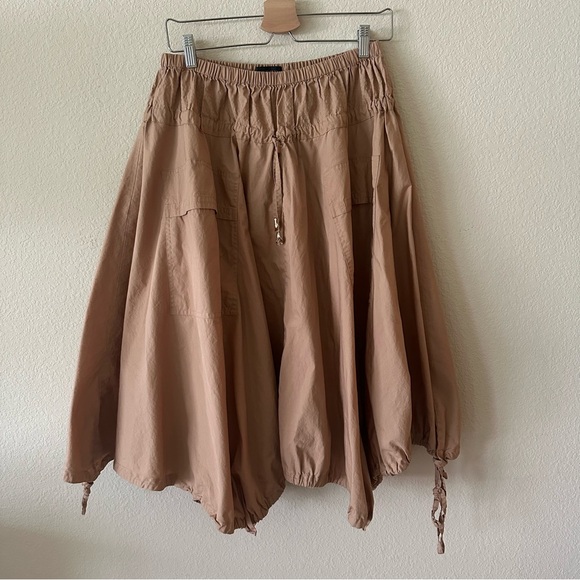 Donna Karan Tan Elastic Waist Skirt size medium - Picture 2 of 6
